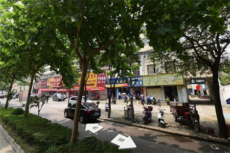 四海城小区3室2厅1卫45万103m2简单装修，证满两年